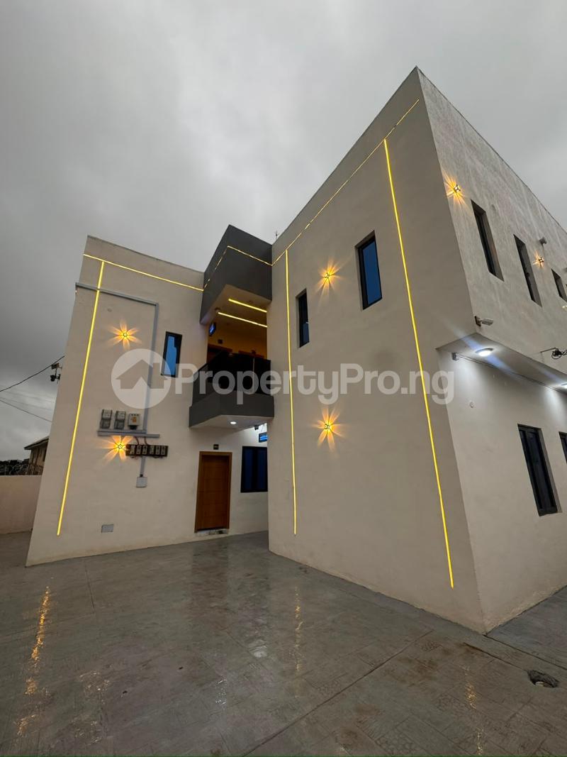 1 bedroom Flat / Apartment for rent Very Close To Ui Ajibode Area Ibadan Ajibode Ibadan Oyo