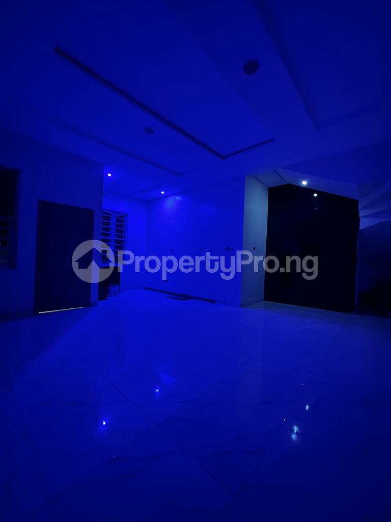 1 bedroom Flat / Apartment for rent chevron Lekki Lagos