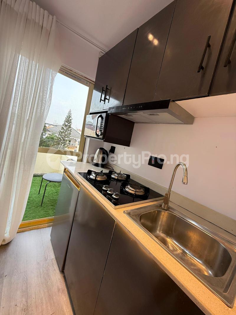 1 bedroom Flat / Apartment for shortlet  Lekki Phase 1 Lekki Lagos - 4