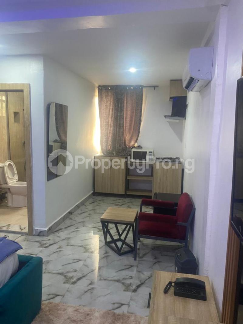 1 bedroom Flat / Apartment for shortlet Yaba Lagos