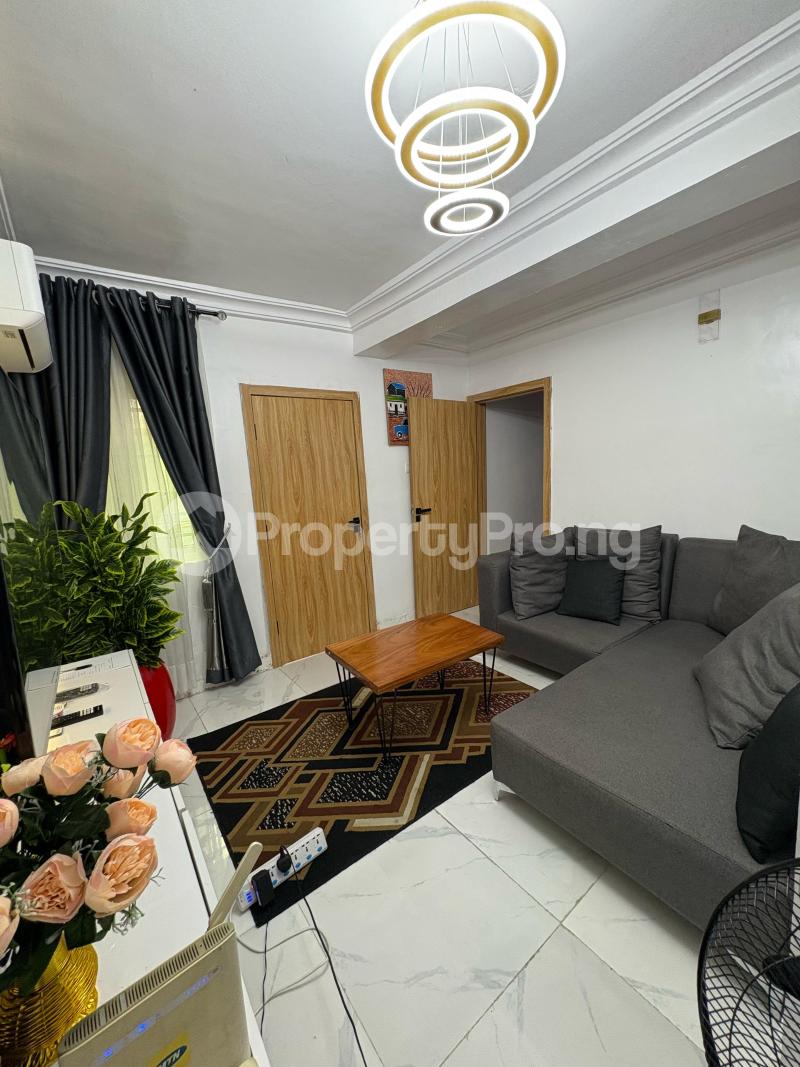 1 bedroom Flat / Apartment for shortlet Akoka Yaba Lagos