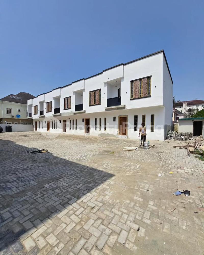 2 bedroom House for sale chevron Lekki Lagos