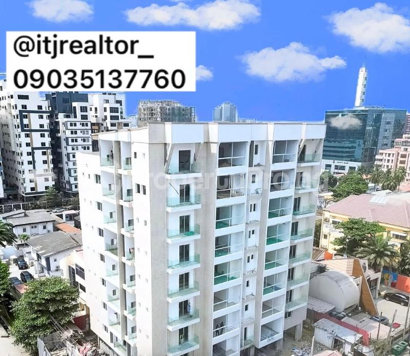 3 bedroom House for sale Victoria Island Lagos