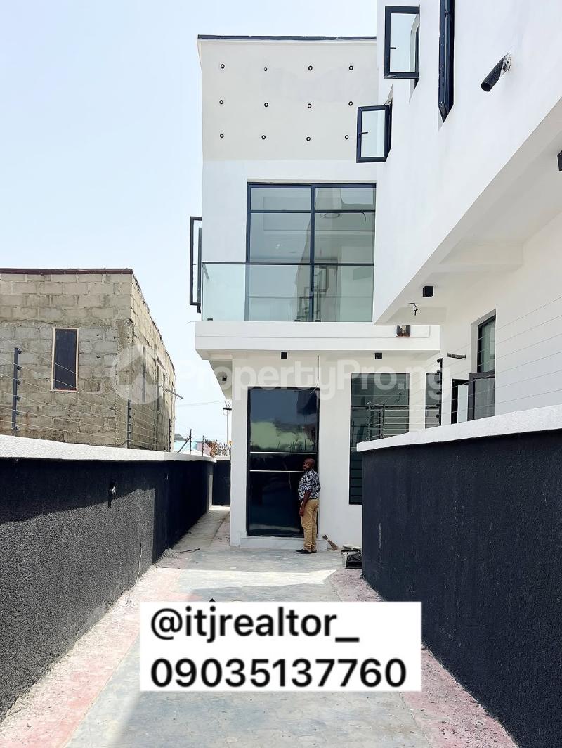 4 bedroom House for sale Ikota Lekki Lagos