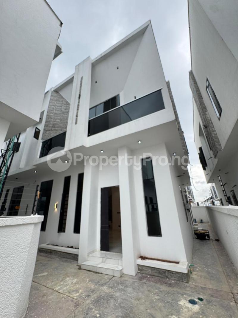 4 bedroom House for sale Orchid Road Lekki Lagos orchid Lekki Lagos