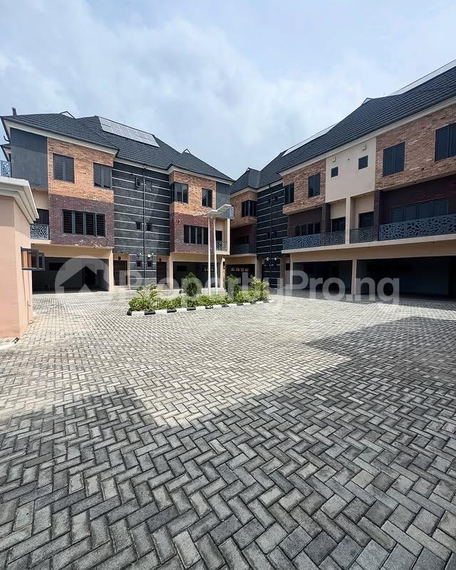 4 bedroom House for sale Ikate Lekki Lagos