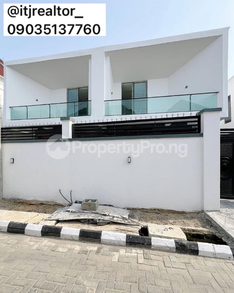 4 bedroom House for sale chevron Lekki Lagos