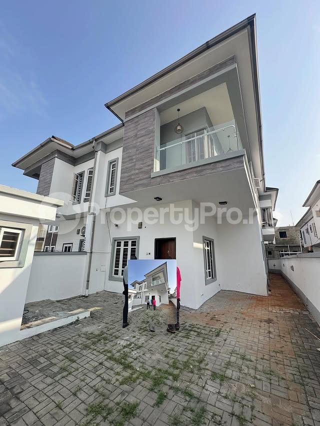 4 bedroom House for rent Ologolo Lekki Lagos