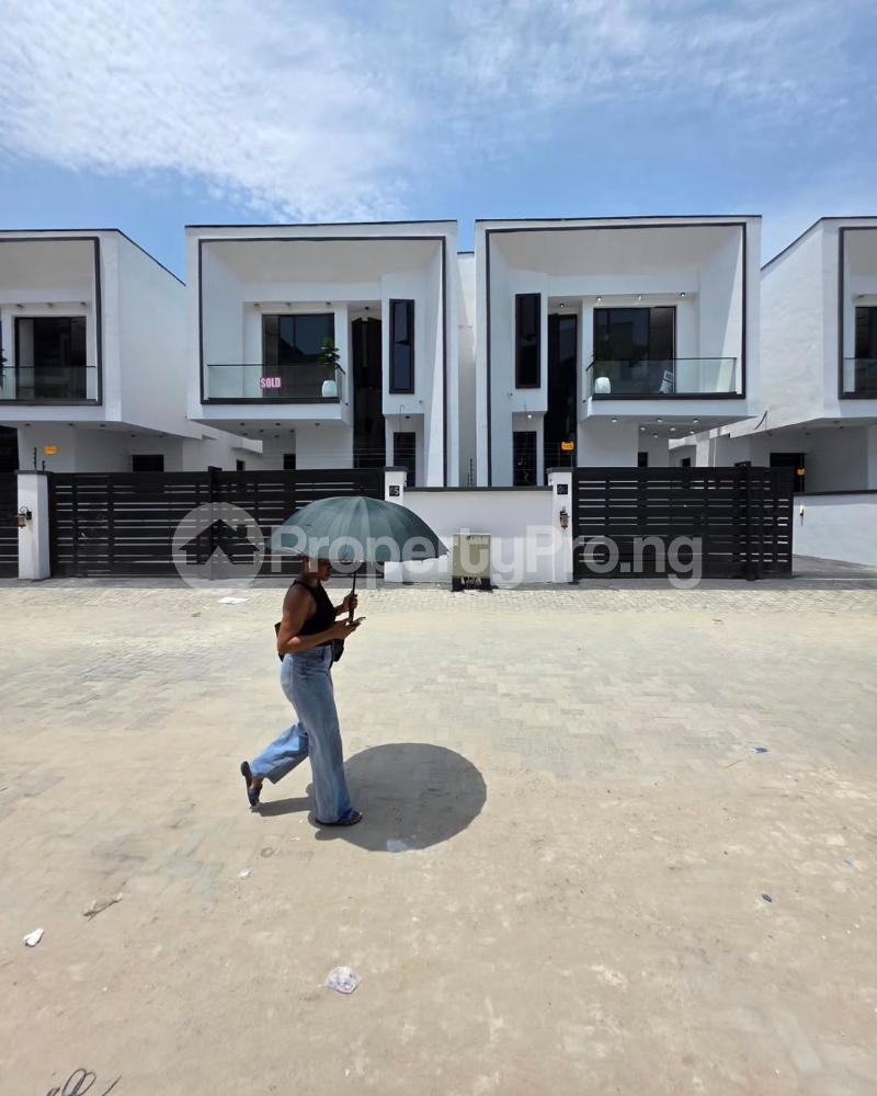 4 bedroom House for sale Ikate Lekki Lagos
