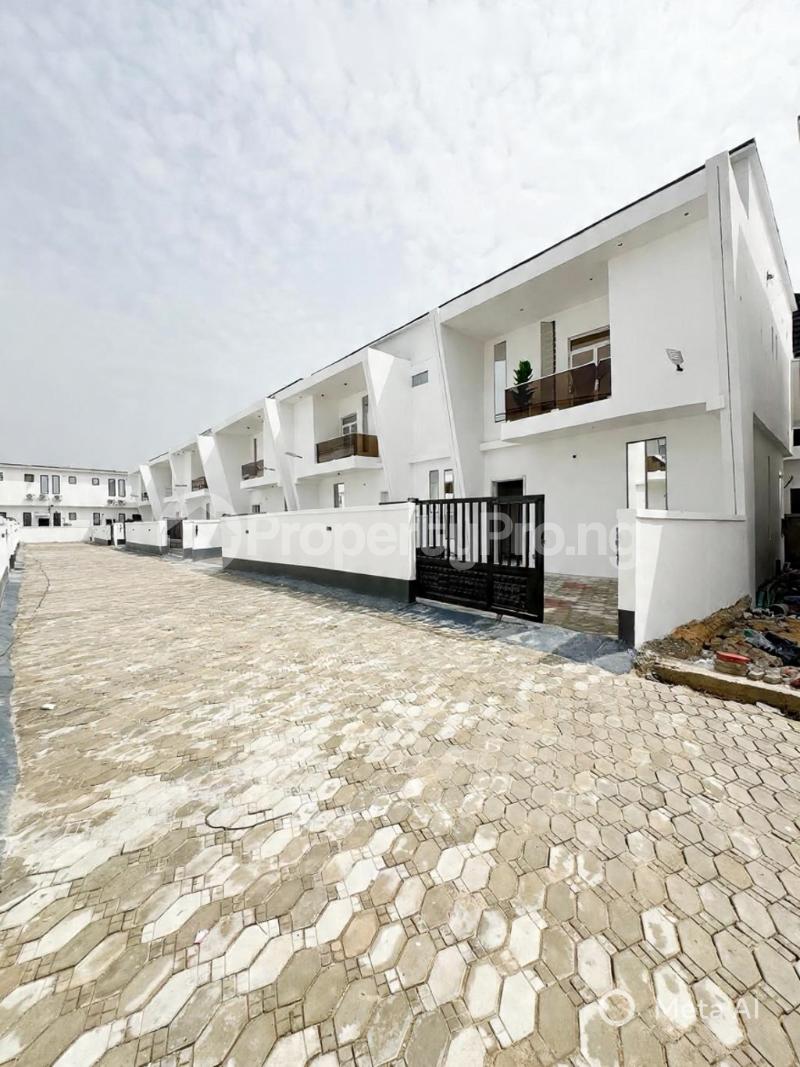 4 bedroom House for sale Ikota Lekki Lagos