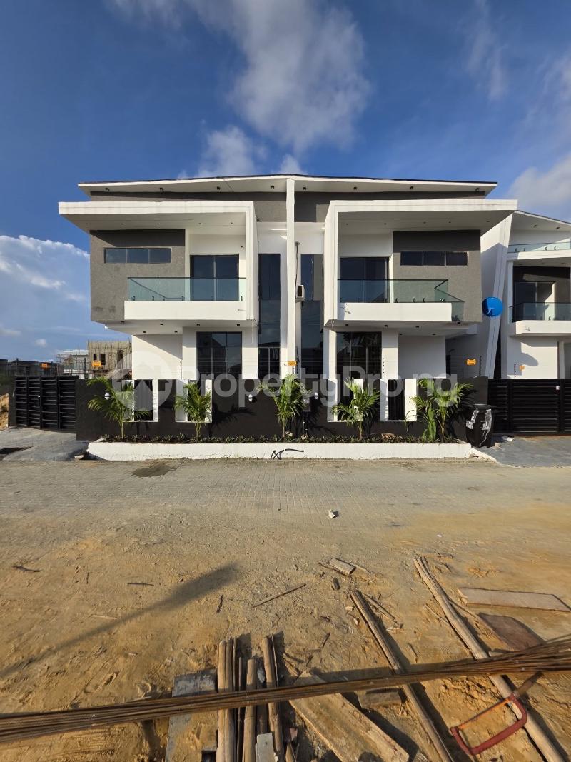 4 bedroom House for sale Ajah Lagos