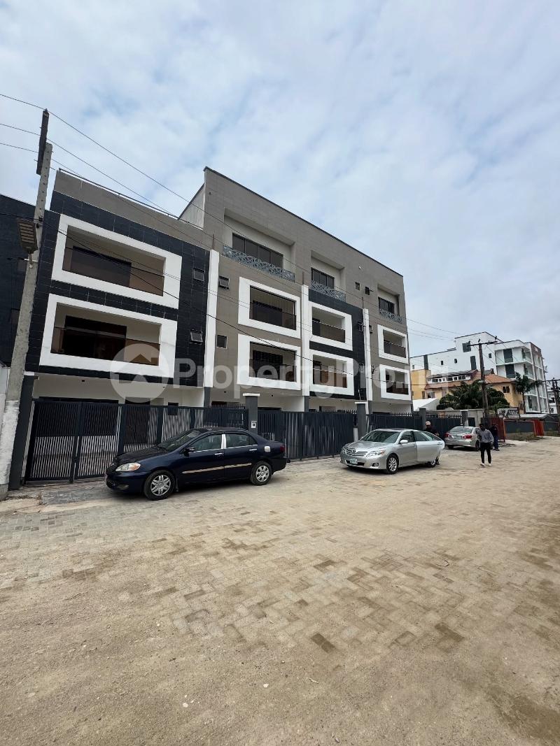 4 bedroom House for sale Ikate Lekki Lagos