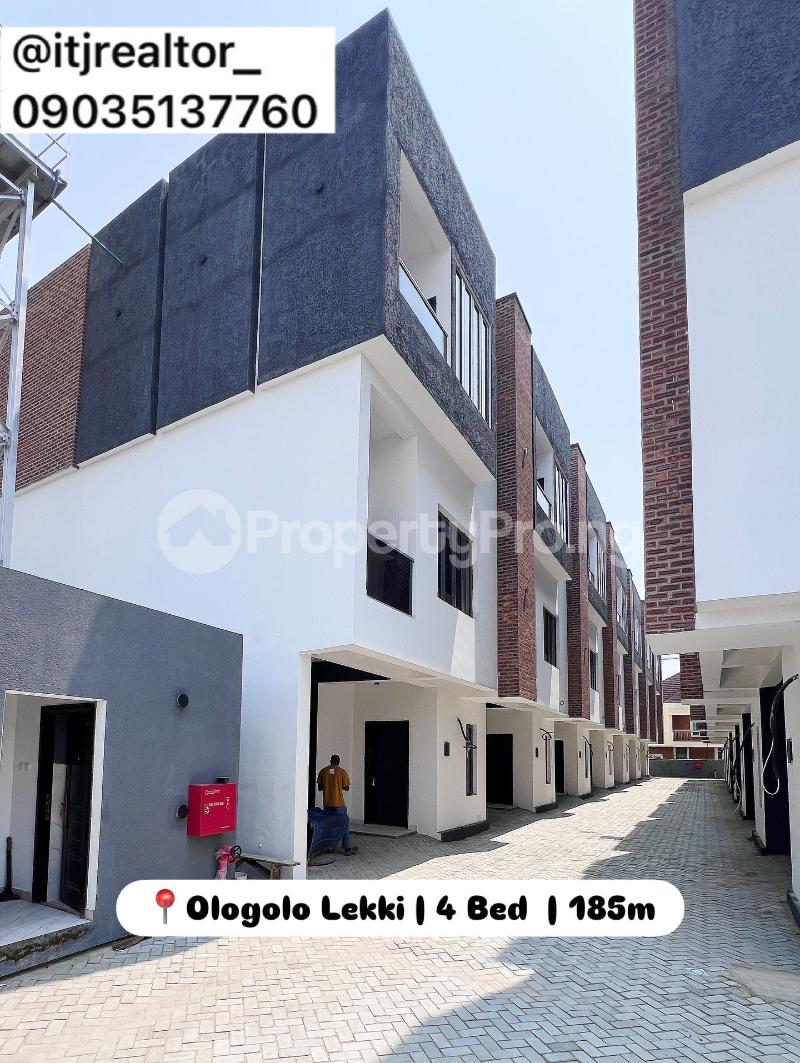 4 bedroom House for sale Ologolo Lekki Lagos