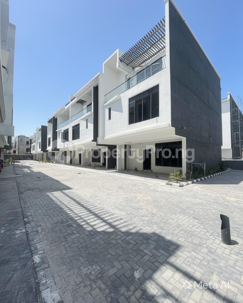 4 bedroom House for sale Lekki Lagos