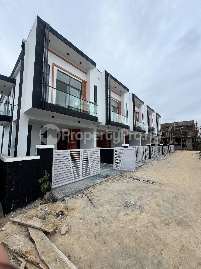 4 bedroom House for sale Ikota Lekki Lagos