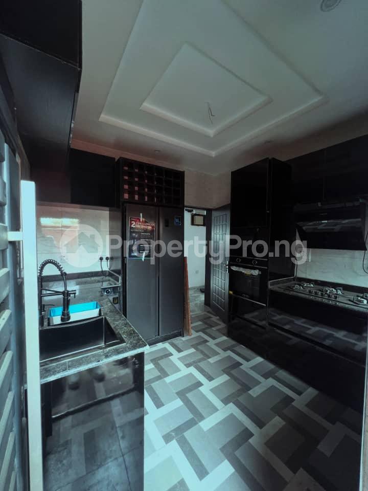 4 bedroom House for sale Shagari Estate Ipaja Egbeda Alimosho Lagos