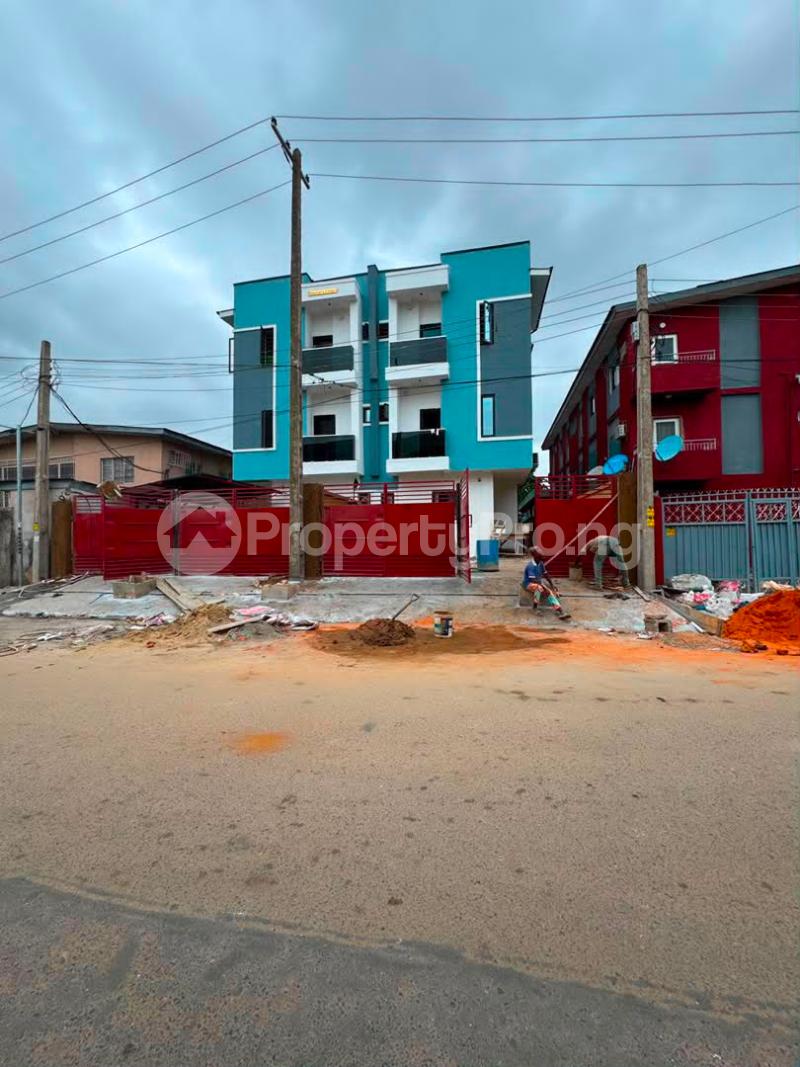 4 bedroom House for sale Gbagada Lagos