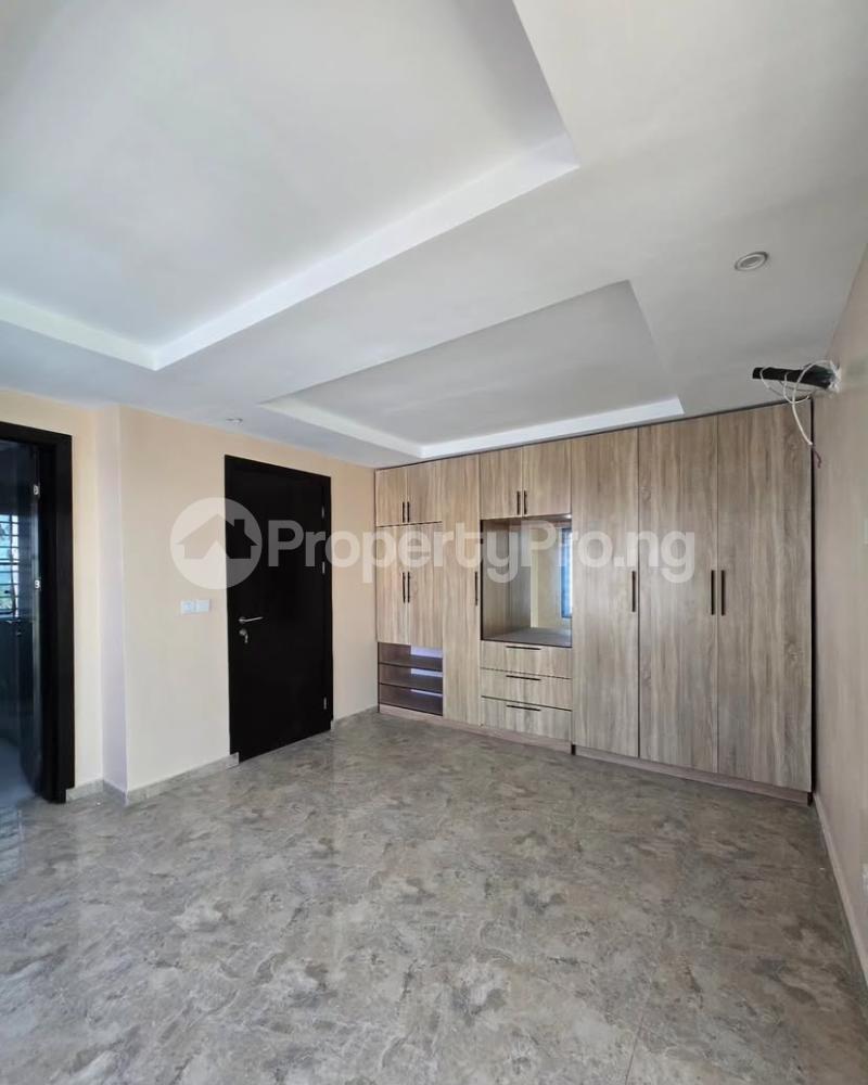 5 bedroom House for sale Osapa london Lekki Lagos