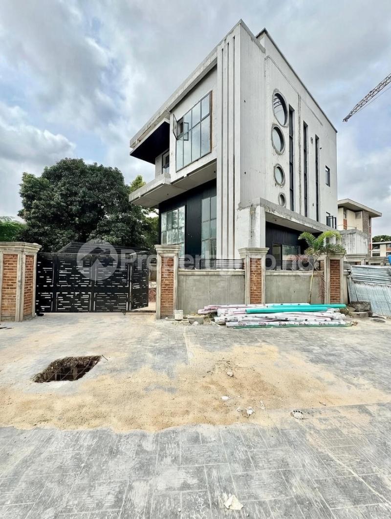 5 bedroom House for sale Ikoyi Lagos
