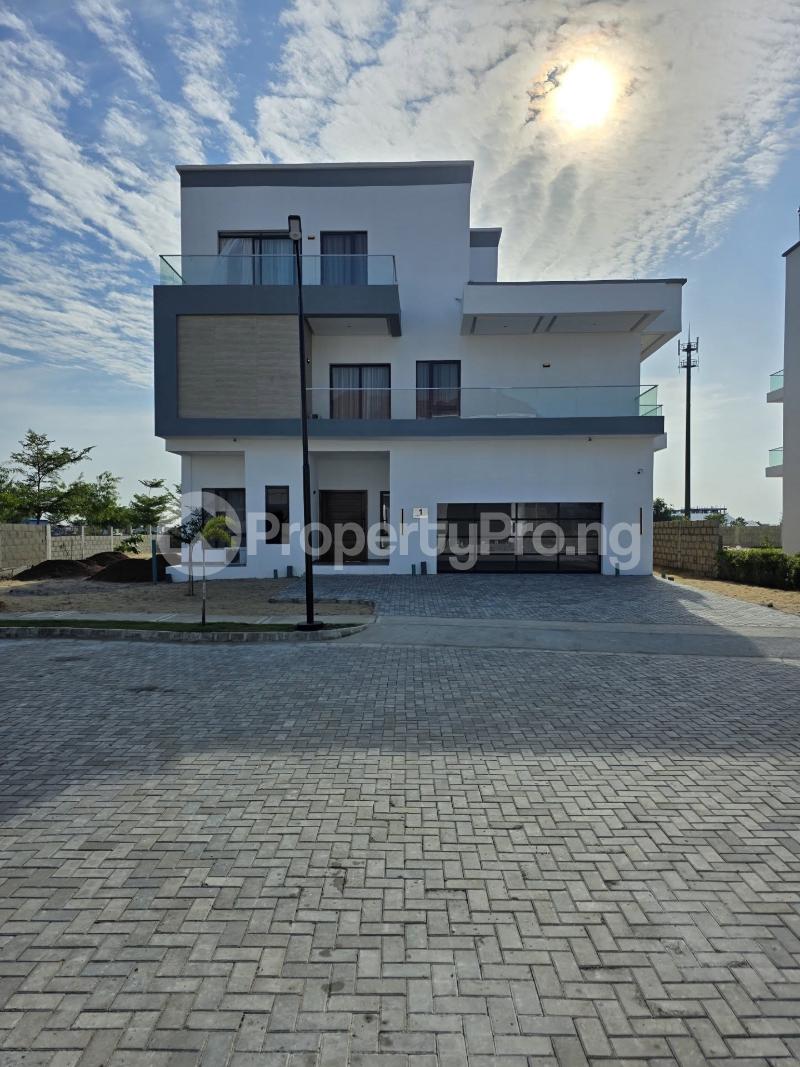 5 bedroom House for sale Chevron Lekki Lagos