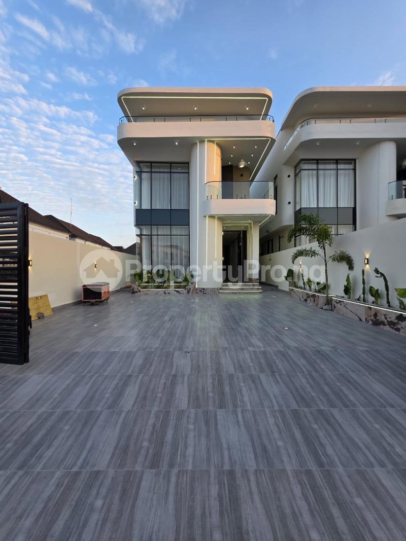 House for sale 2nd Toll Gate Lekki Lagos