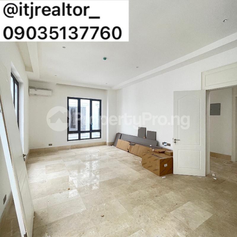 5 bedroom House for sale Ikoyi Lagos