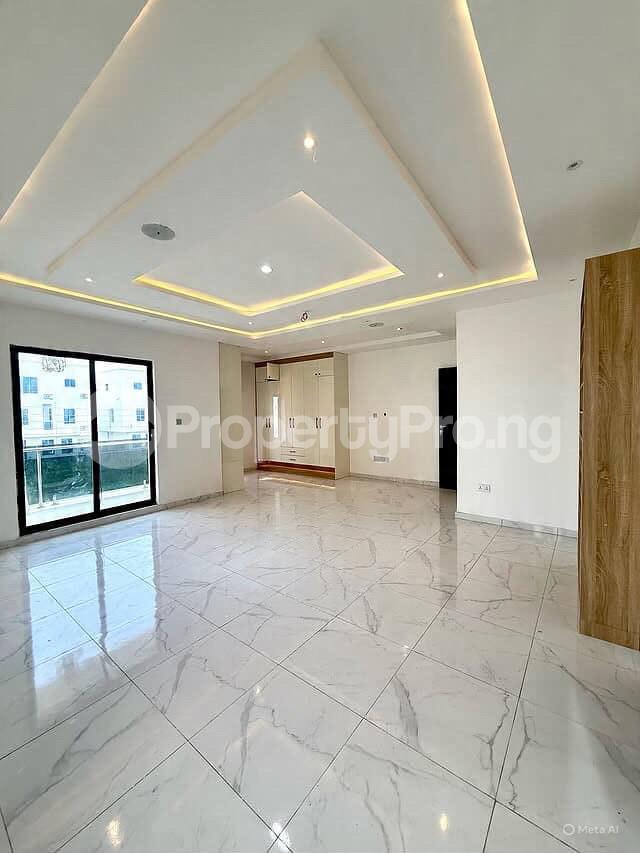 5 bedroom House for sale Victory Park Estate Osapa london Lekki Lagos