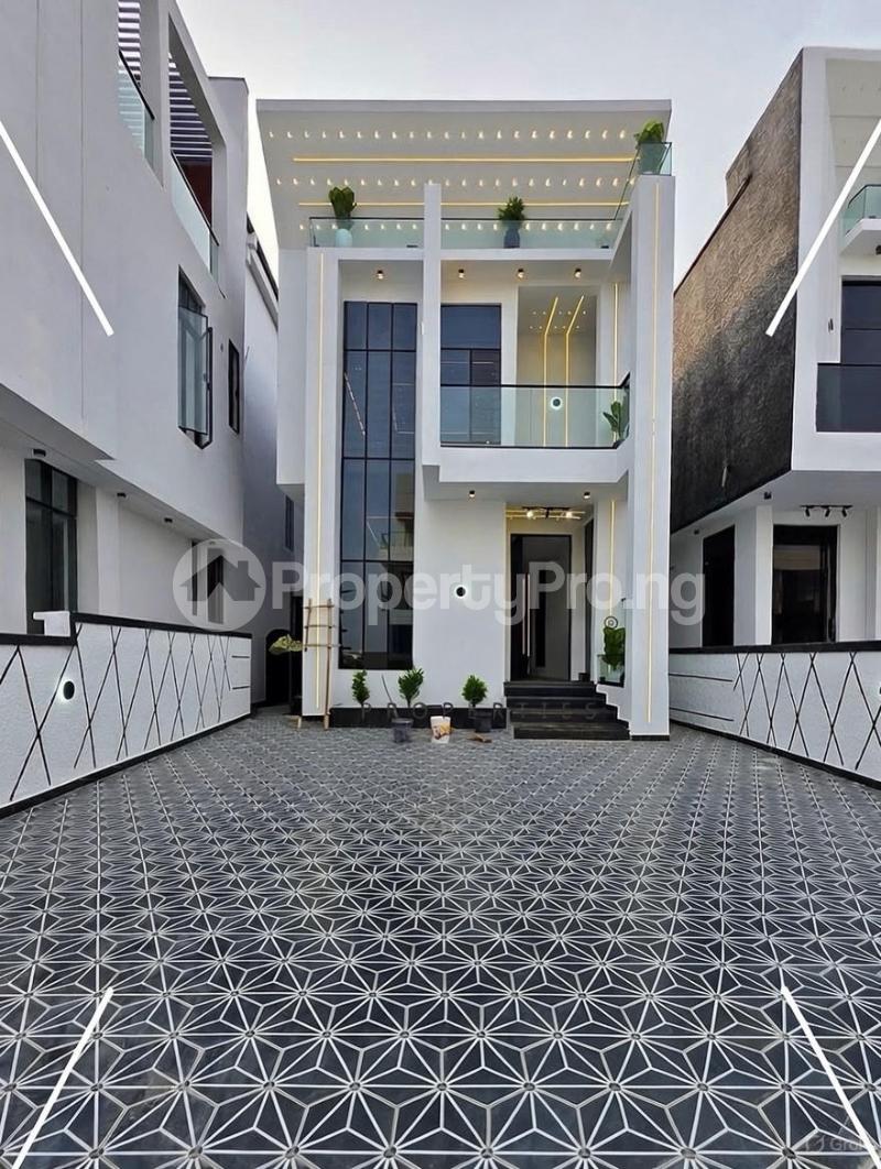 5 bedroom House for sale Chevron Lekki Lagos