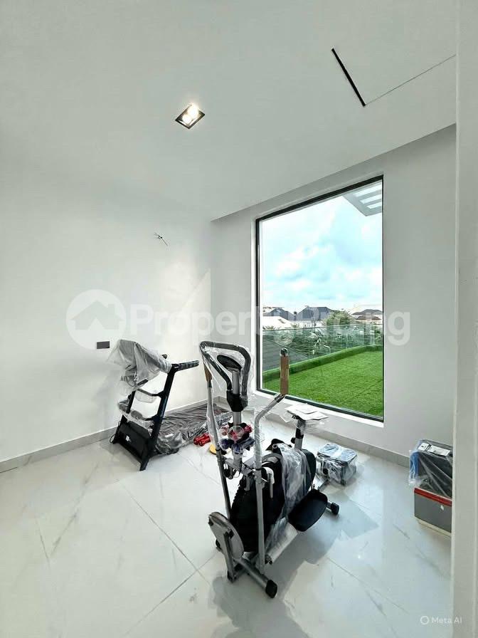 5 bedroom House for sale chevron Lekki Lagos