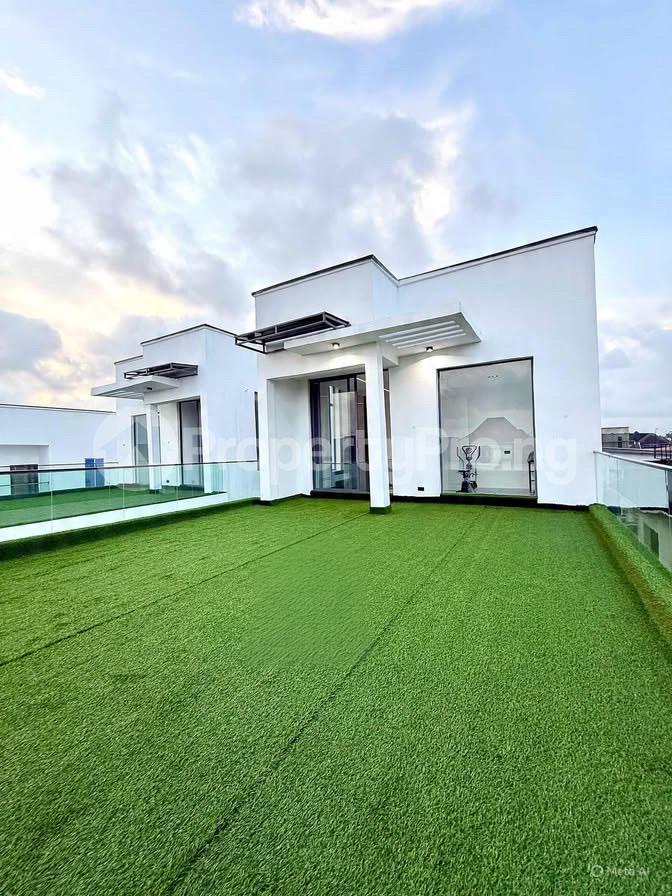 5 bedroom House for sale chevron Lekki Lagos