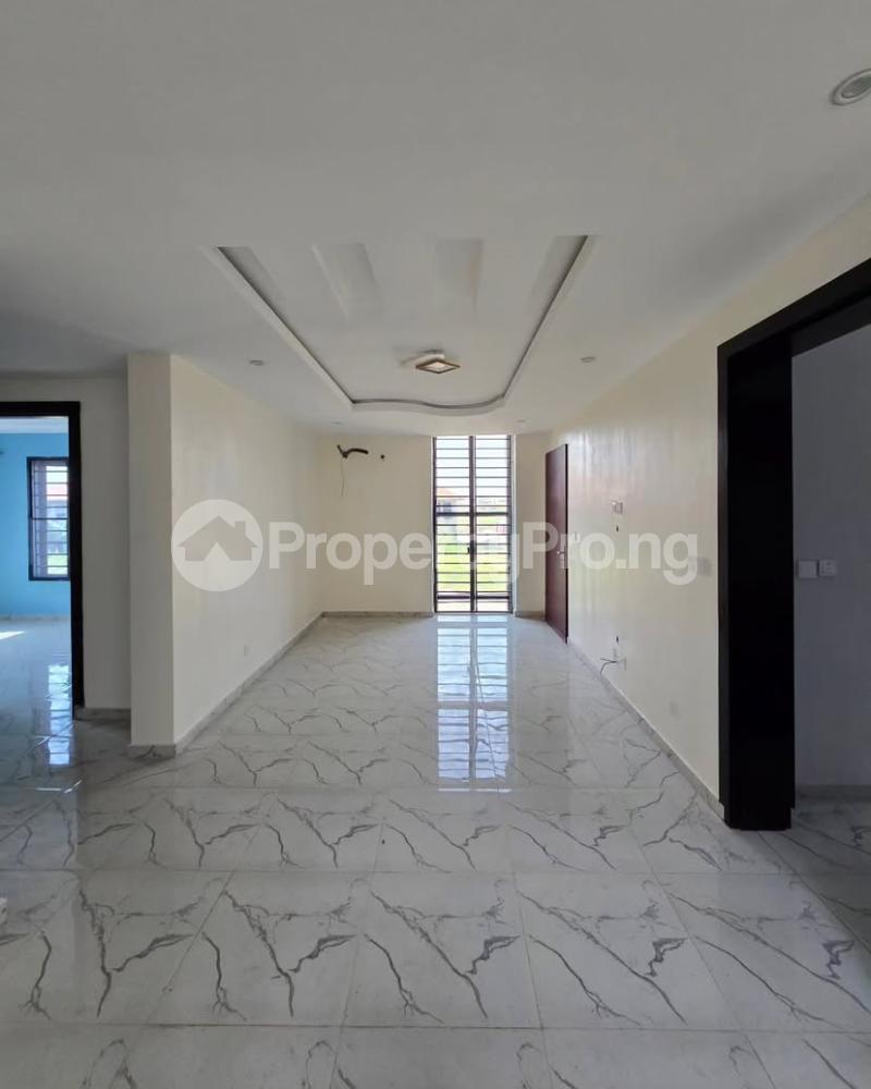 5 bedroom House for sale Osapa london Lekki Lagos