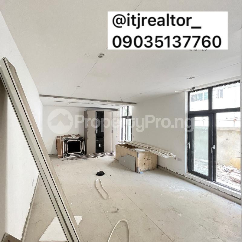 5 bedroom House for sale Ikoyi Lagos