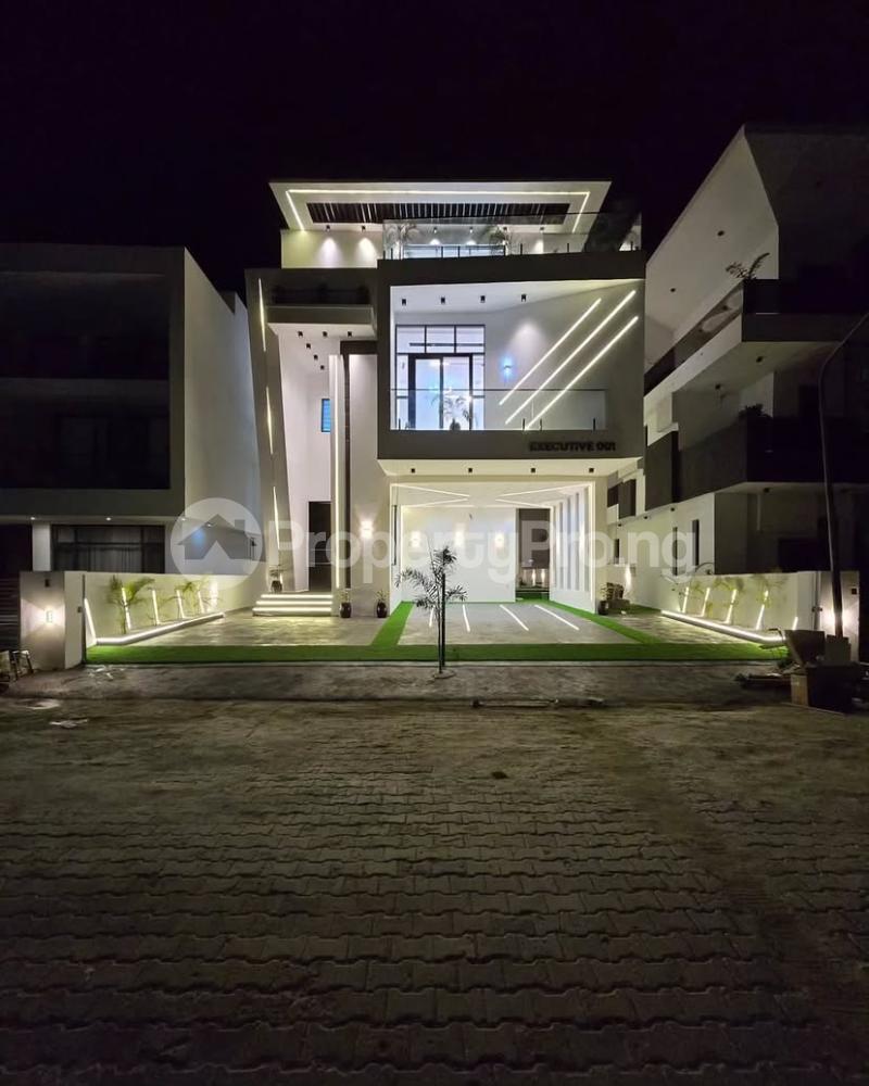 5 bedroom House for sale chevron Lekki Lagos