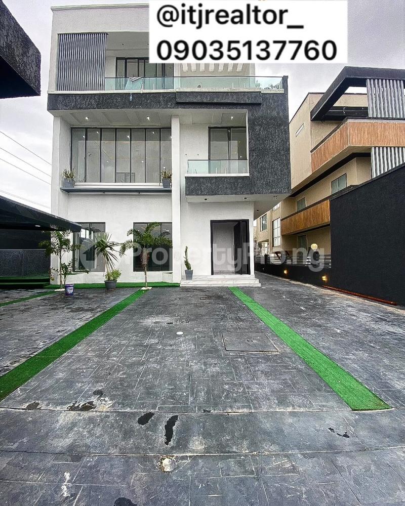 5 bedroom House for sale Osapa london Lekki Lagos