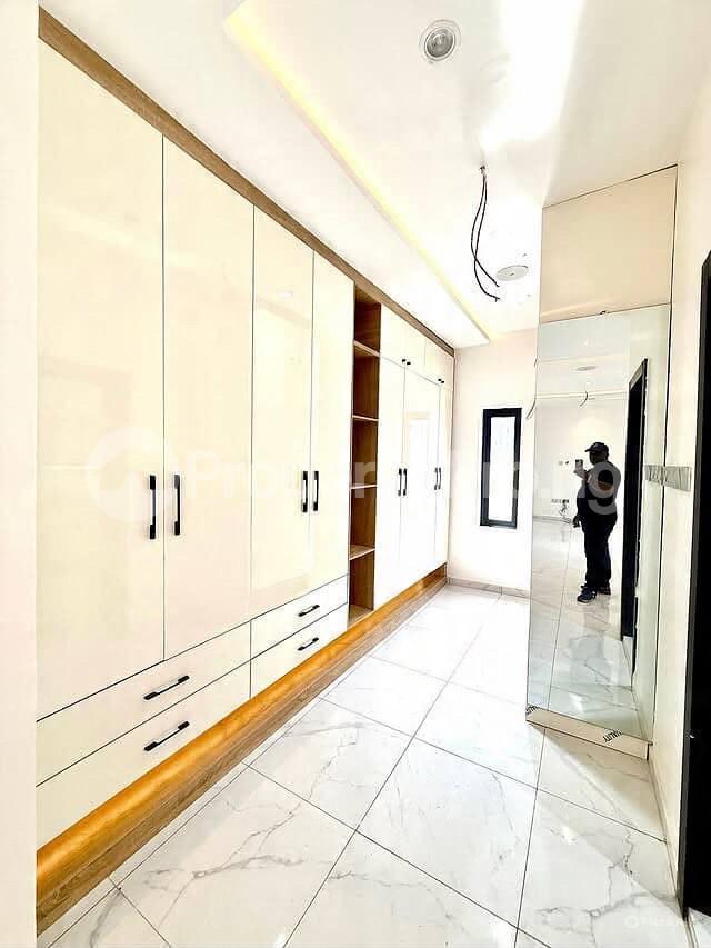 5 bedroom House for sale Victory Park Estate Osapa london Lekki Lagos