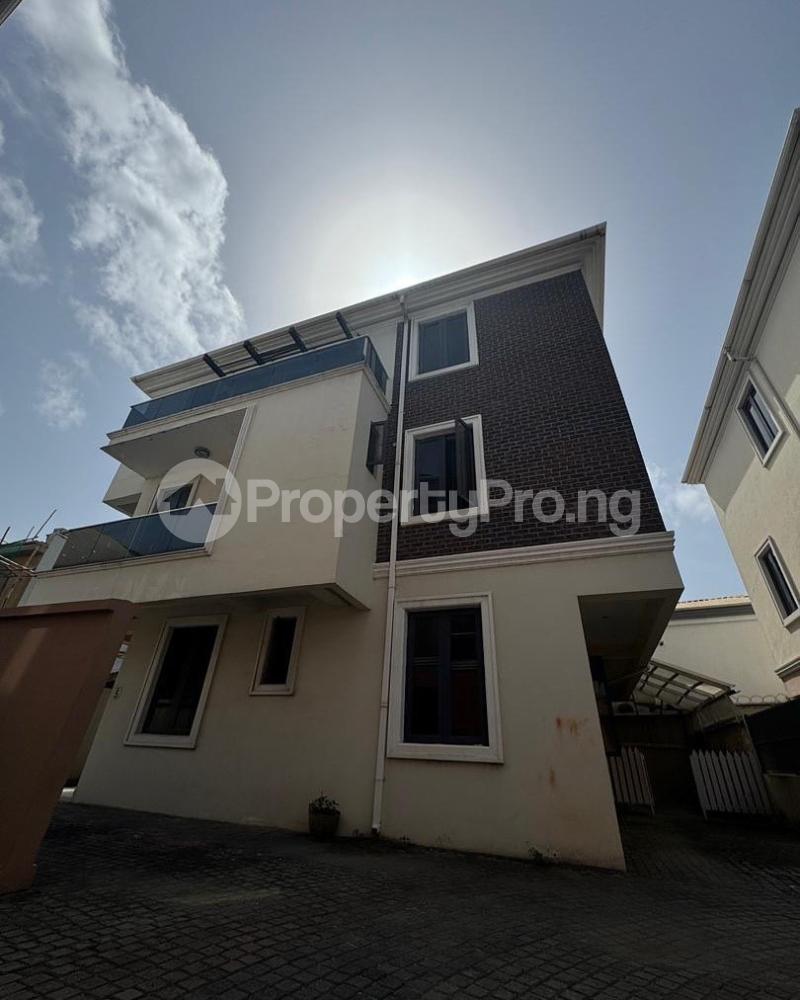 5 bedroom House for sale Osapa london Lekki Lagos - 0