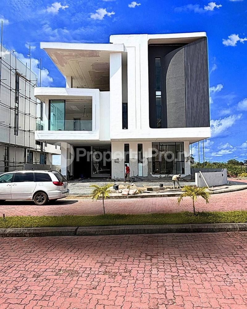 5 bedroom House for sale Osapa london Lekki Lagos