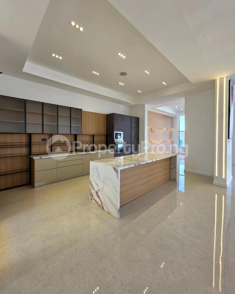 5 bedroom House for sale Osapa london Lekki Lagos