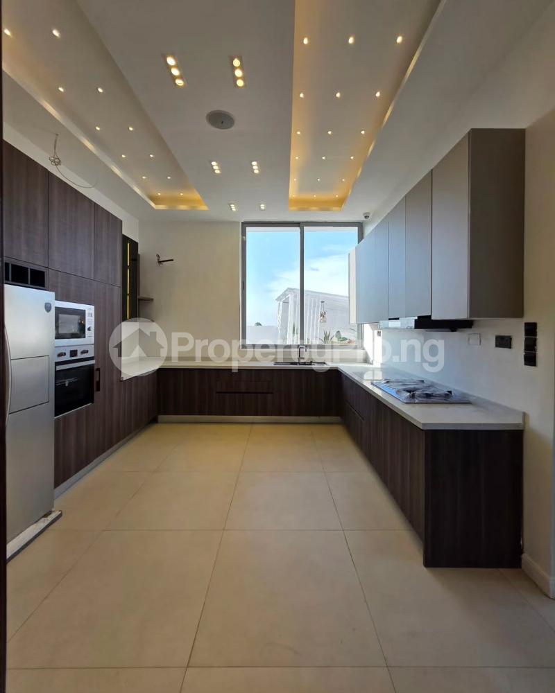 5 bedroom House for sale Osapa london Lekki Lagos