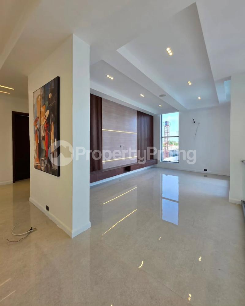 5 bedroom House for sale Osapa london Lekki Lagos