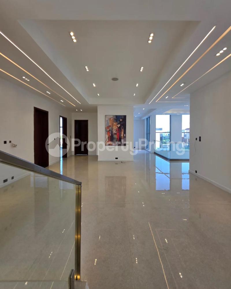 5 bedroom House for sale Osapa london Lekki Lagos