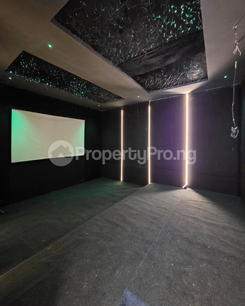 5 bedroom House for sale Osapa london Lekki Lagos