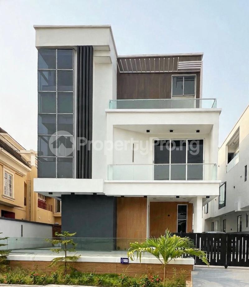 6 bedroom House for sale Osapa london Lekki Lagos