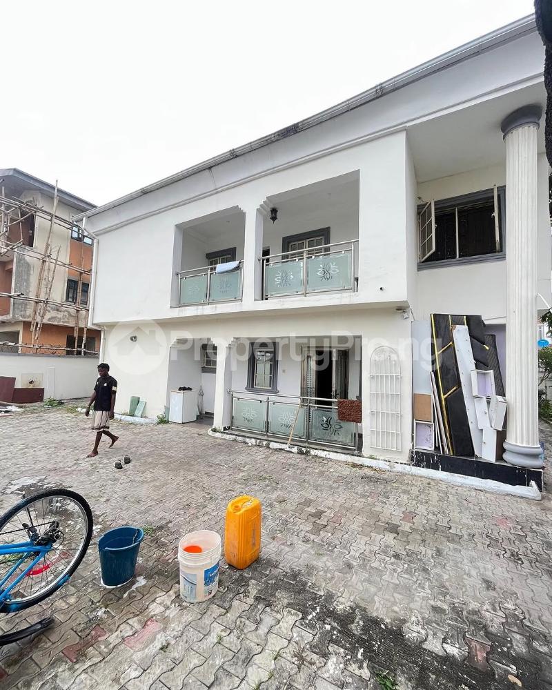 6 bedroom House for sale chevron Lekki Lagos