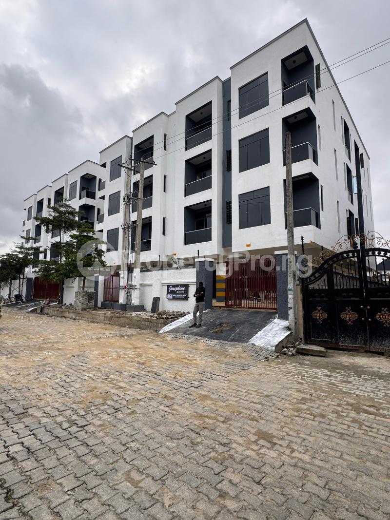 2 bedroom Flat / Apartment for sale Ologolo Lekki Lagos