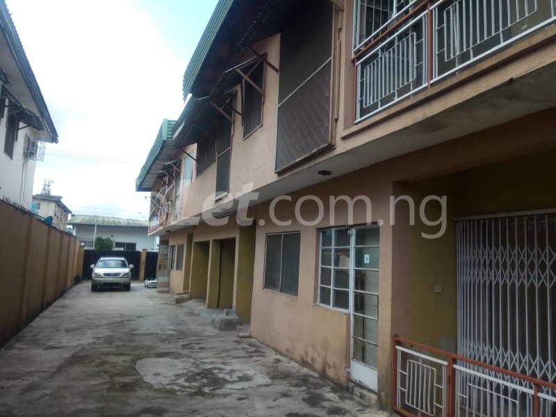5 bedroom House for rent Off Kaffi Street, Alausa Ikeja Lagos