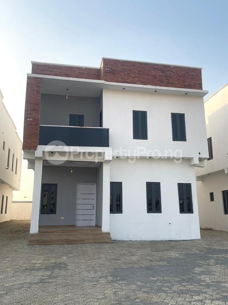 4 bedroom House for sale Close To Notable Locations Guzape Abuja