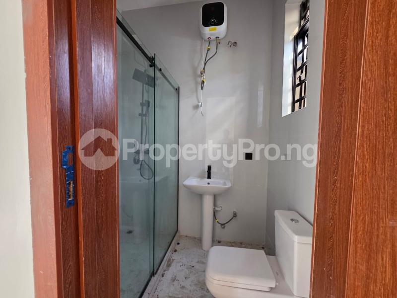 5 bedroom House for sale Thomas estate Ajah Lagos
