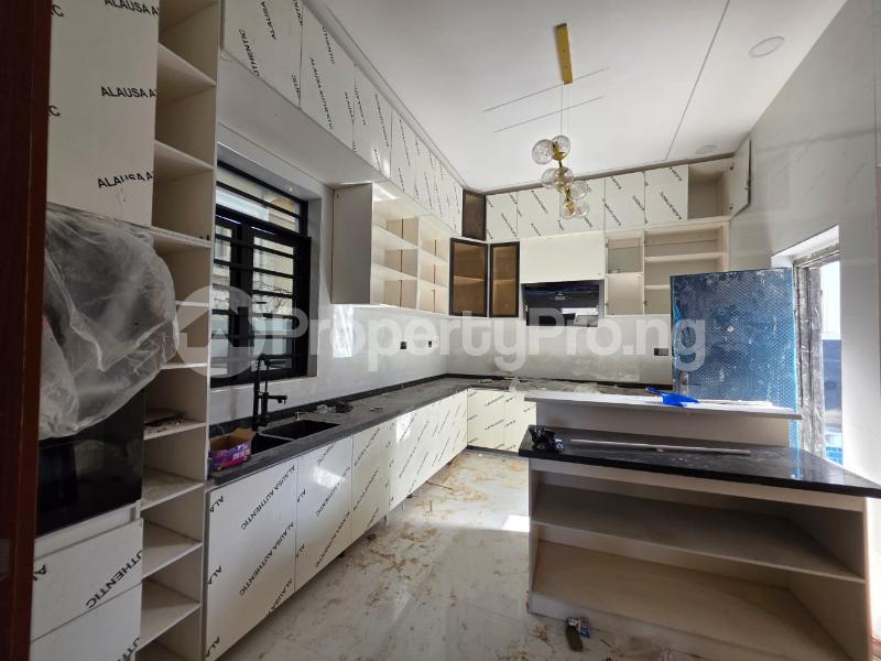 5 bedroom House for sale Thomas estate Ajah Lagos