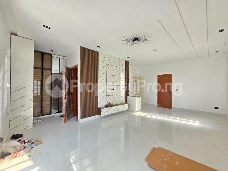 5 bedroom House for sale Thomas estate Ajah Lagos